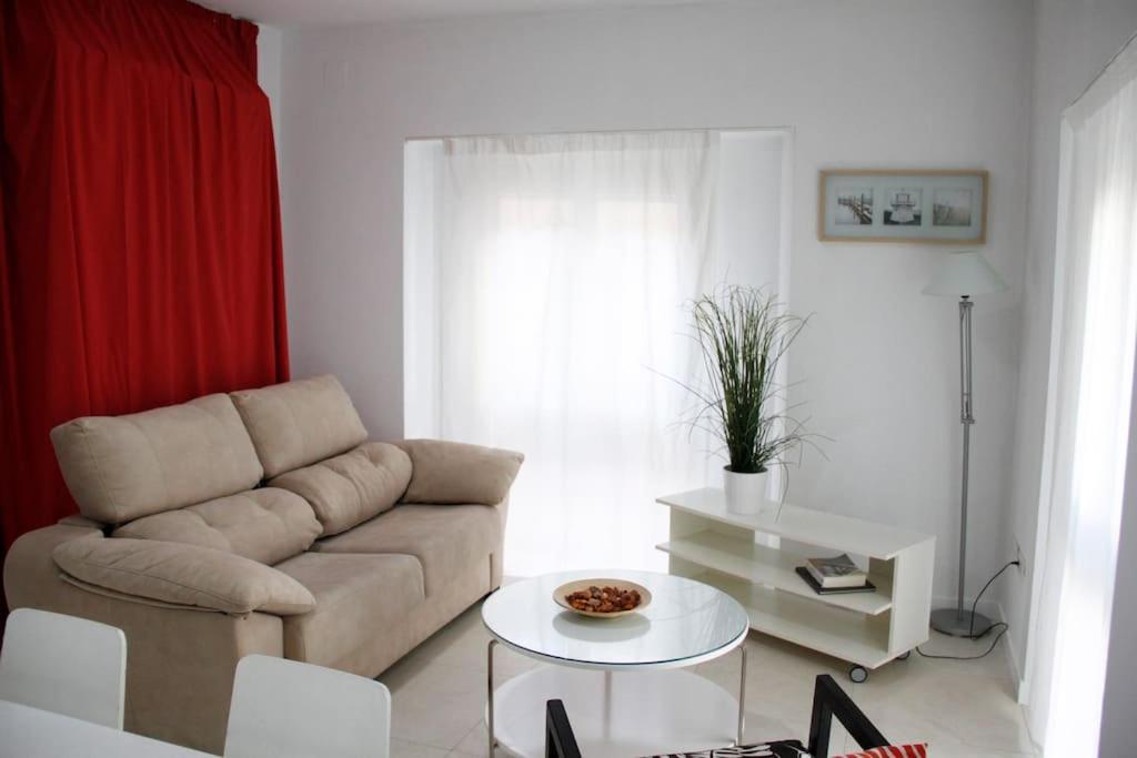 גרנדה Cosy Apartment / Literally At The Foot Of Alhambra מראה חיצוני תמונה