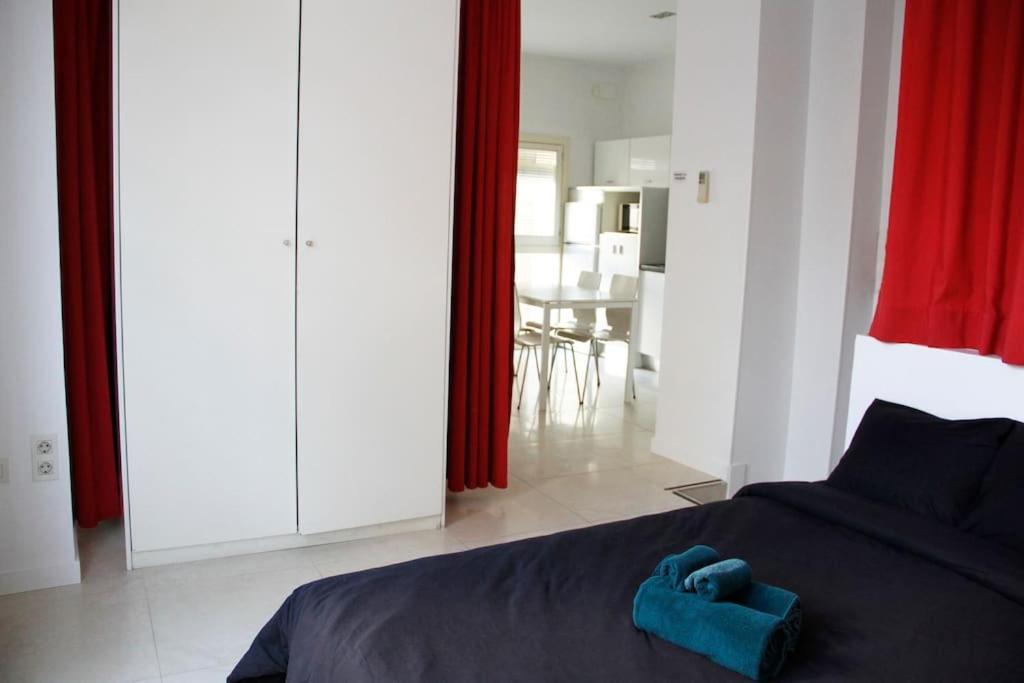 גרנדה Cosy Apartment / Literally At The Foot Of Alhambra מראה חיצוני תמונה